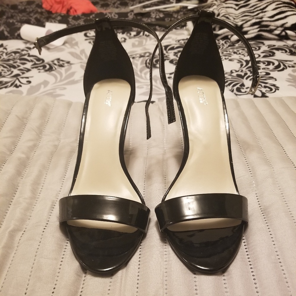 Black high heel shoes